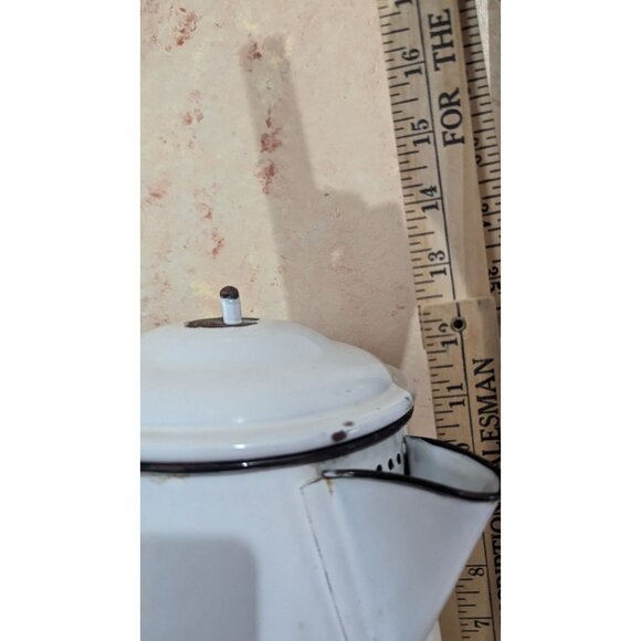 Vintage Large White & Black Enamelware Porcelain Cowboy Kettle Coffee Pot Farmho - Picture 9 of 11